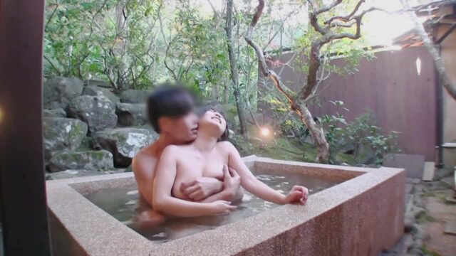 SSIS-368 * No script! Gonzo! No makeup! Anything ants! Miharu Usa’s lewd nature bare SEX! !! A super rare Eros 200% video that is too raw and spoiled on a hot spring trip alone with a apt