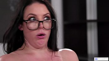 GIRLSWAY – Kira Noir teaching an annoying commenter! feat. Angela White