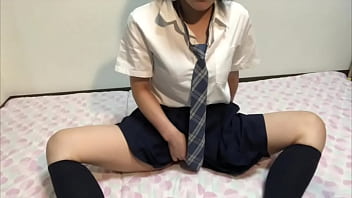 It’s getting warmer lately and my body smells like sweat. I used a toy so that I could not see the armpit sweat and I had a spasm in uniform.